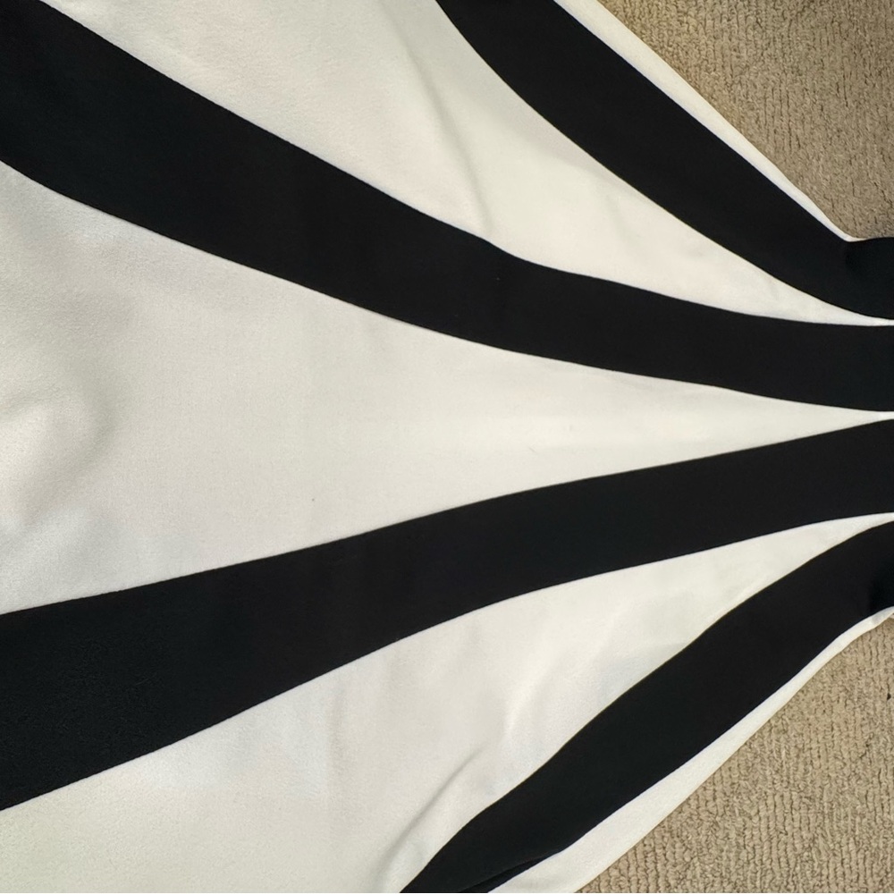 Vintage 60s/70s maxi Dress Harlequin Fit and Flare Size Medium Black and White - Picture 11 of 13